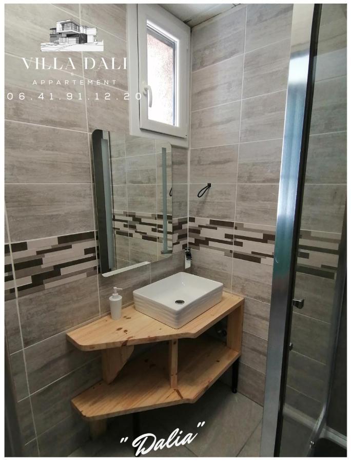 Villadali-Fr Appart Hotel Toulon Clim, Wifi, Terrasse, Cuisine Parking Gratuit Luaran gambar
